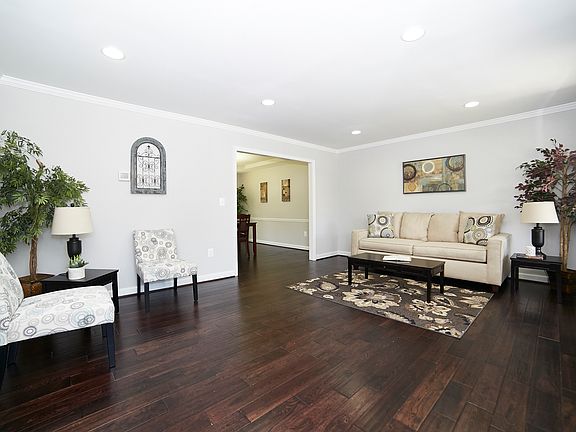2nd image of 17301 Evangeline Ln