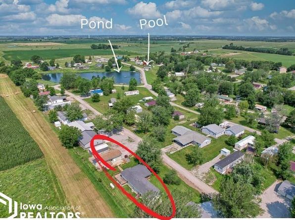 5370 Wells Fargo Trl, Melrose, IA 52569