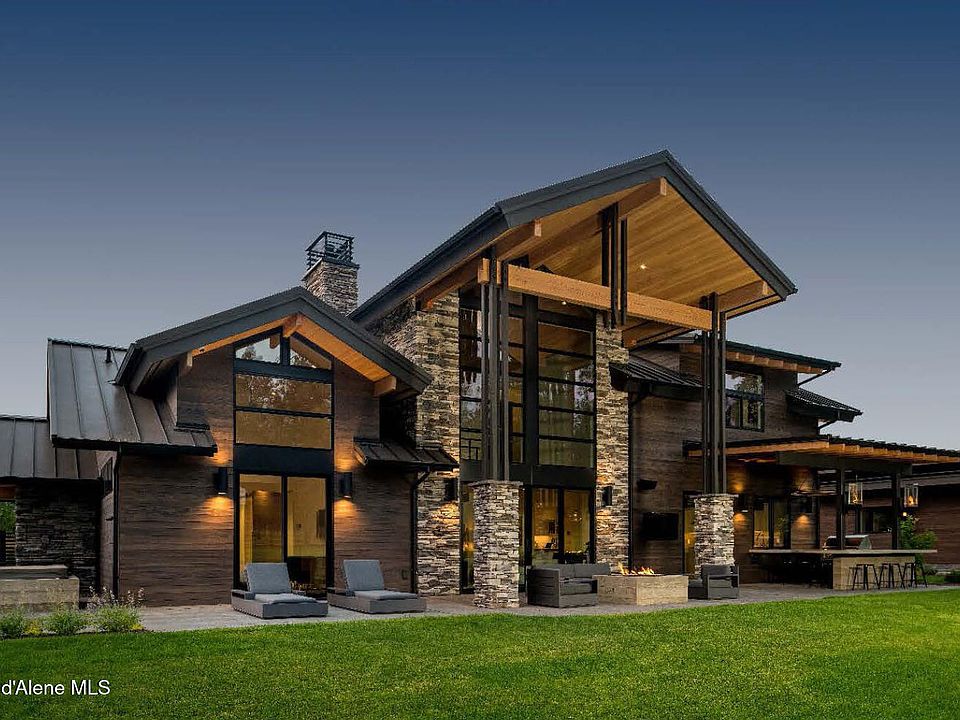 1st image of 2805 E Ravine Dr