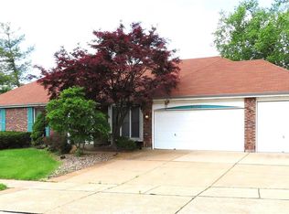 16711 Stanford Place Dr, Florissant, MO