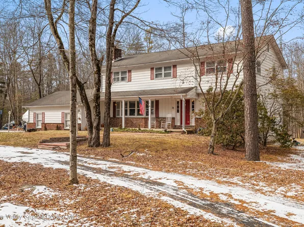 31 Carey Drive, Woodstock, NY 12498