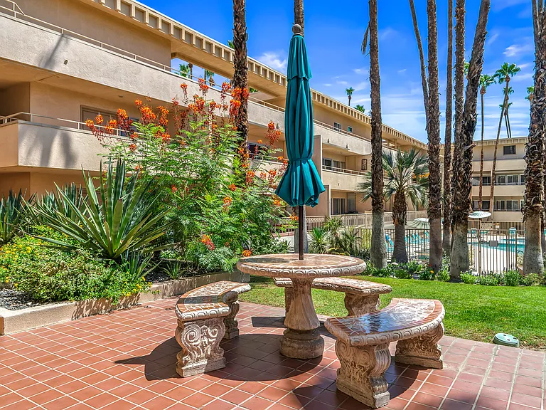 277 E Alejo Rd #219 — Photo 38