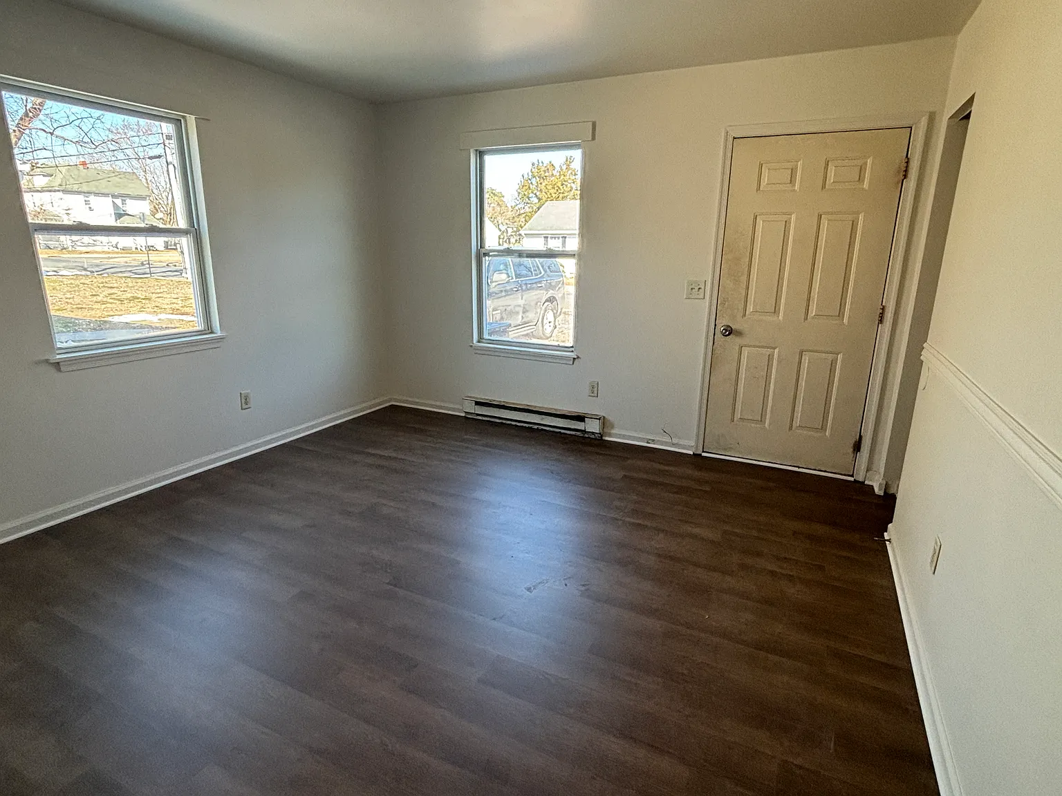 2 bed, 728 sqft, $1,200 — Photo 2