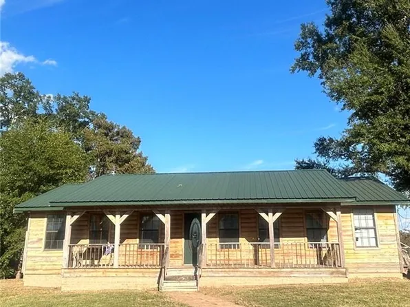 479 Sandy Point Rd, Campti, LA 71411