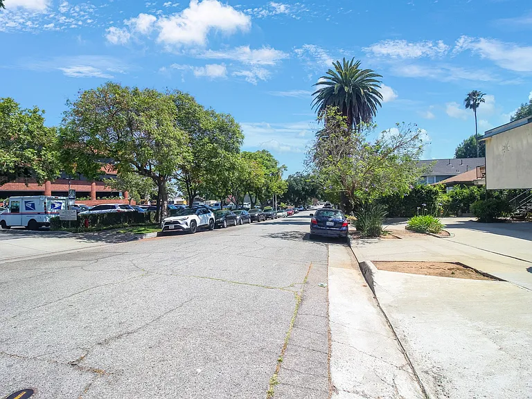 611 Mound Ave #F — Photo 19