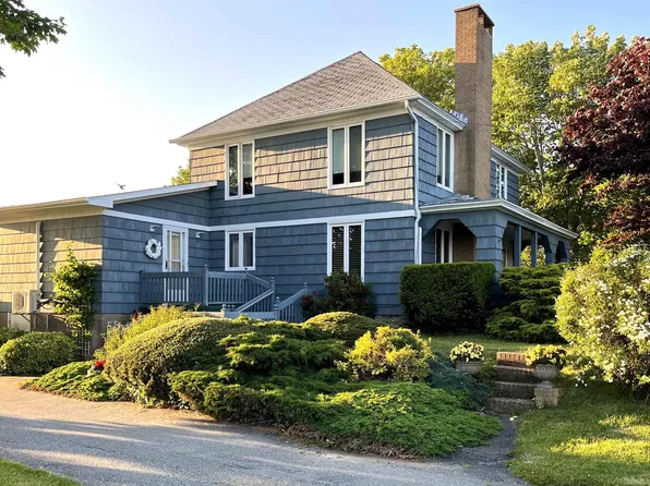 3315 Highway 1, Belliveaus Cove, NS B0W 1M0