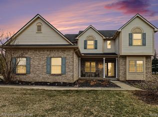 2187 Marie Dr, Lake Orion, MI
