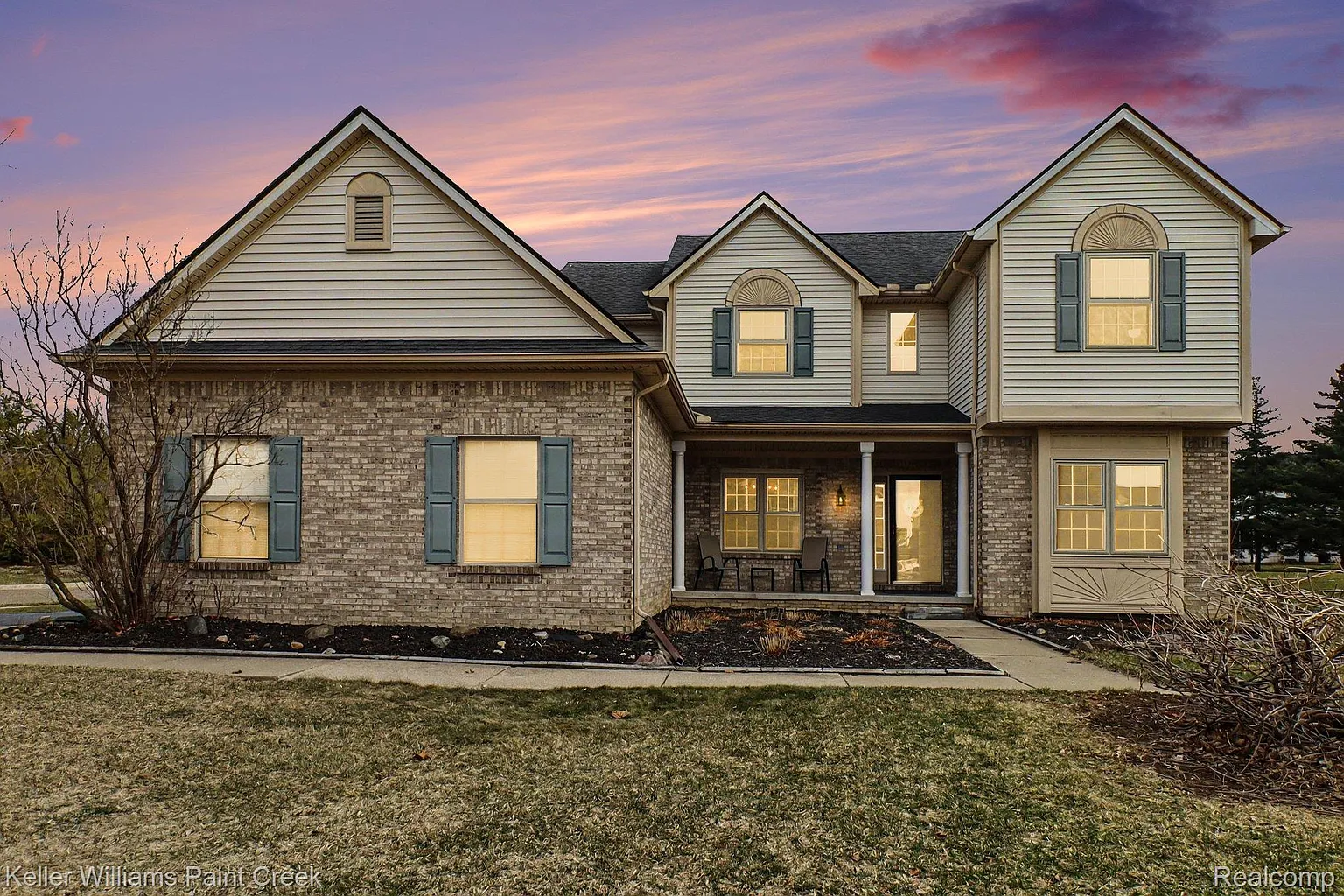 2187 Marie Dr photo 1