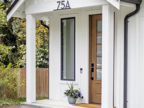 75 5th Avenue NE #A, Issaquah, WA 98027