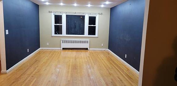 2nd image of 25 University Ave APT 1