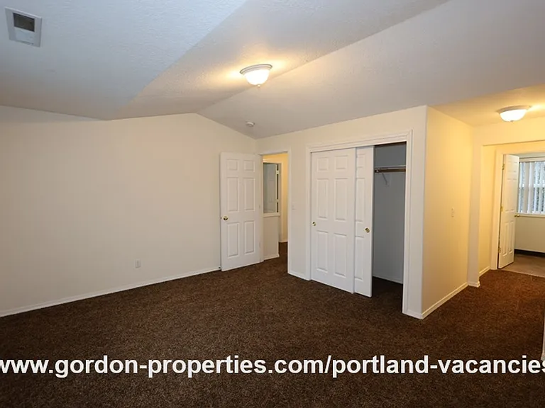 5254 SE 73rd Ave — Photo 18
