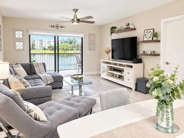 6475 W OAKLAND PARK Boulevard #209, Lauderhill, FL 33313