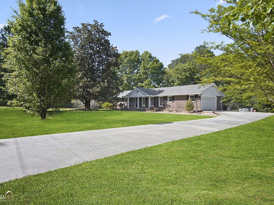 1st image of 4063 Donna Ln