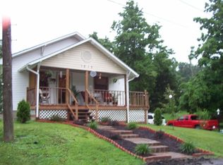 1815 Stanley Ave, Mount Vernon, IL 62864