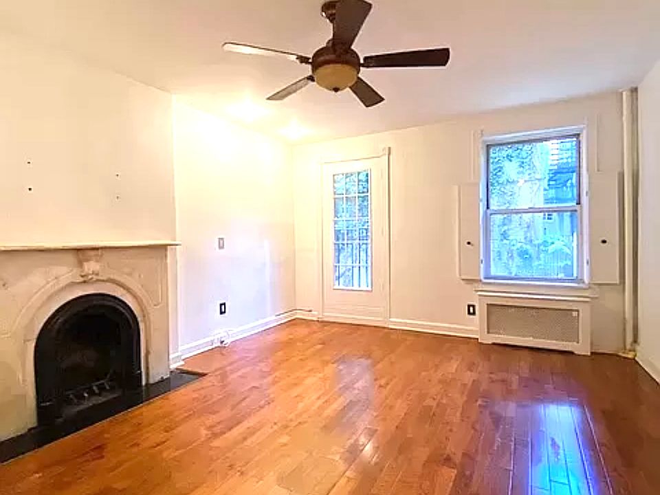 1st image of 406 W 22nd St APT 1R