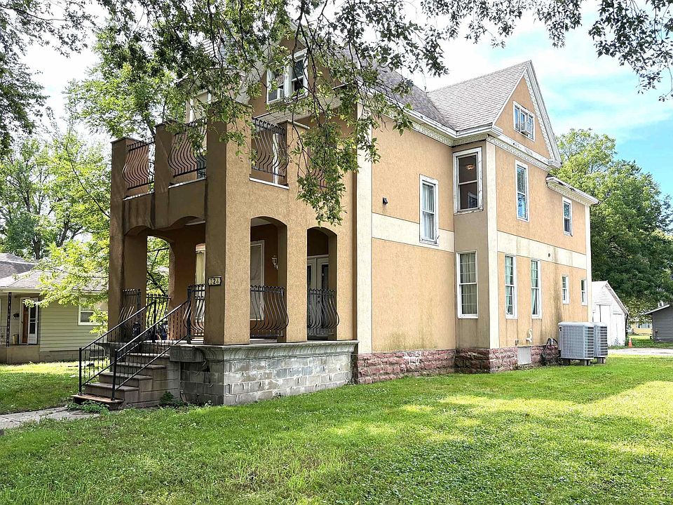 1st image of 324 Elm St