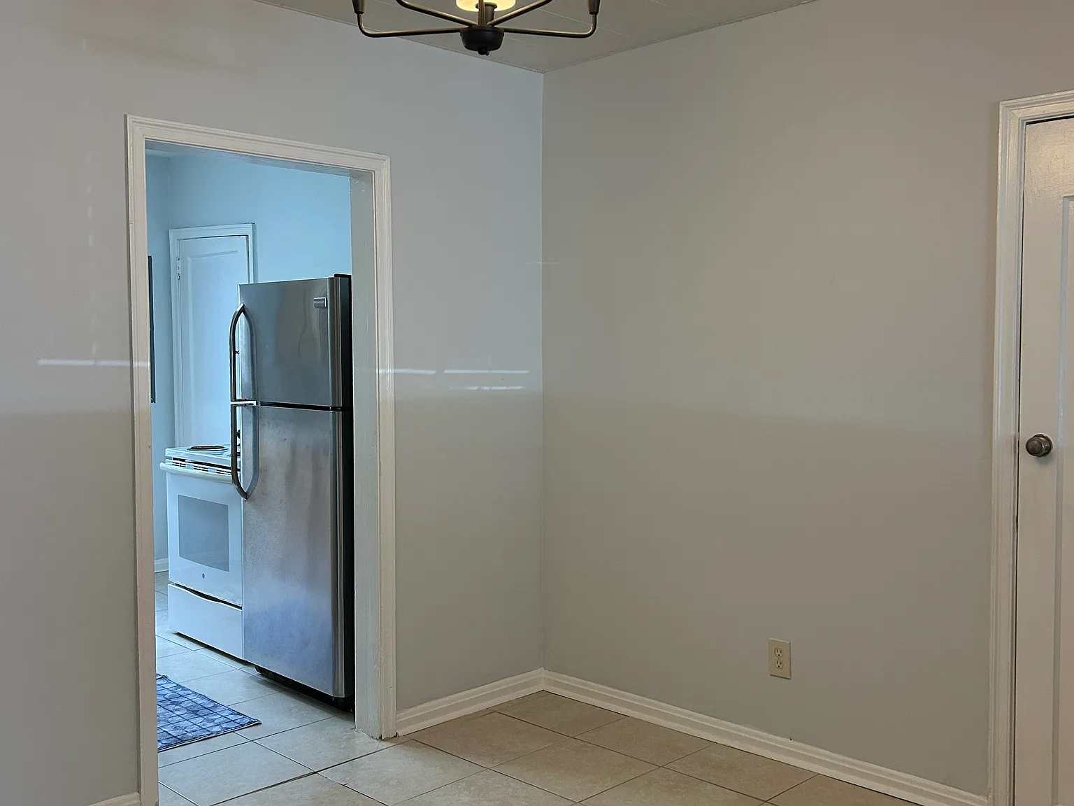 2333 Park St — Photo 4