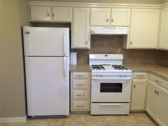 5th image of 3134 S 23rd St