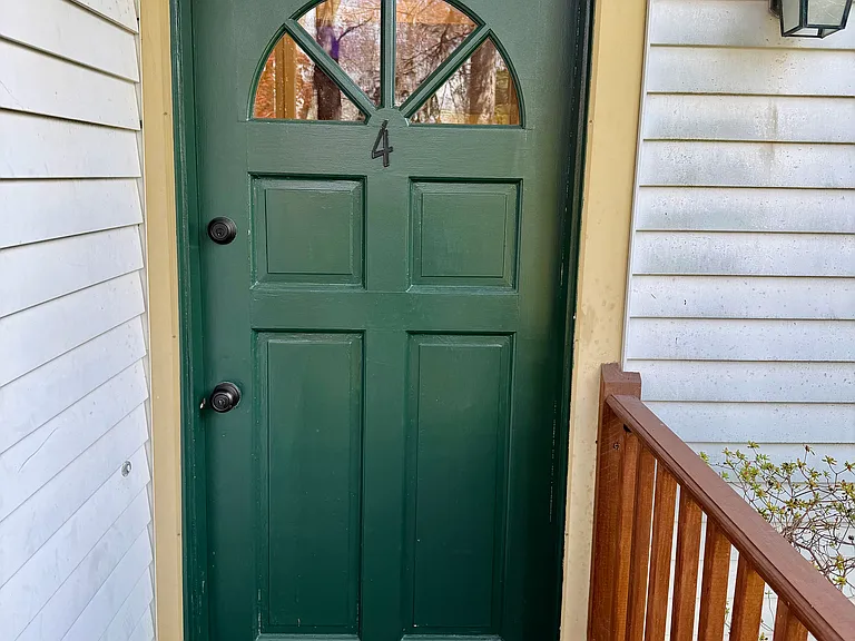 4 Hillside Ave #1 — Photo 10