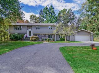 5 N Washington Valley Rd, Long Valley, NJ 07853