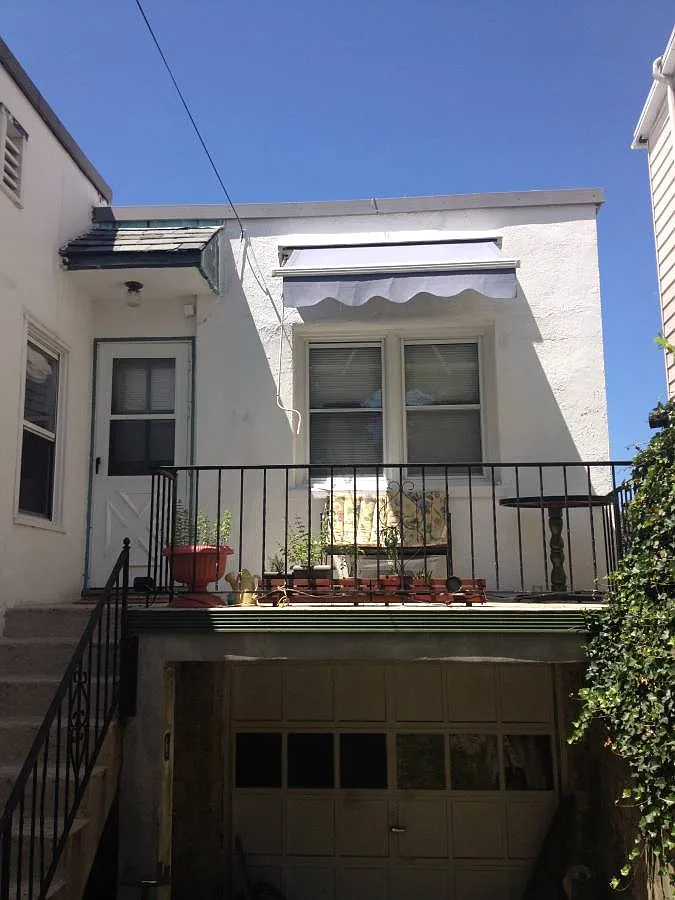 Studio, 400 sqft, $1,800 — Photo 1
