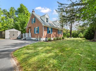 10 Harding Ave, Newington, CT 06111