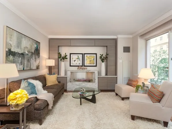 200 East 69th Street image 1 of 5