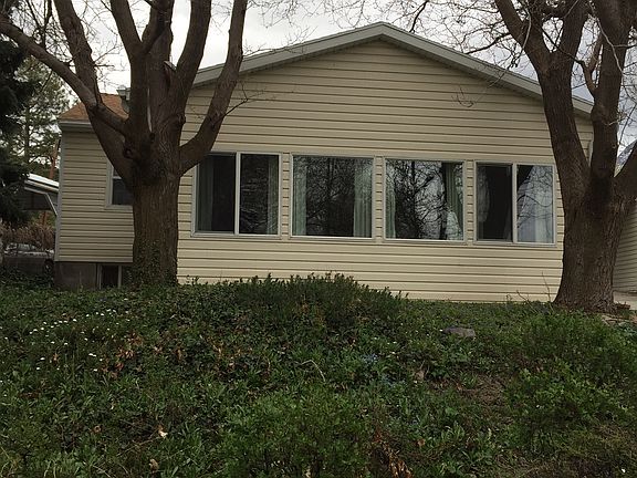 4th image of 4540 S Wellington St