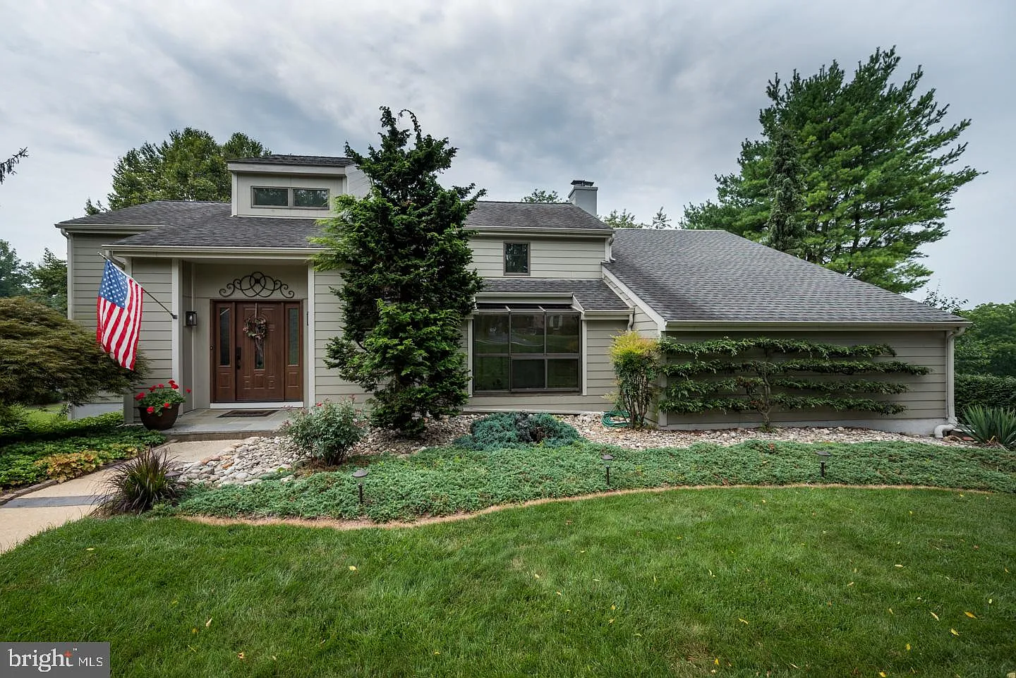 113 Cameron Dr photo 1