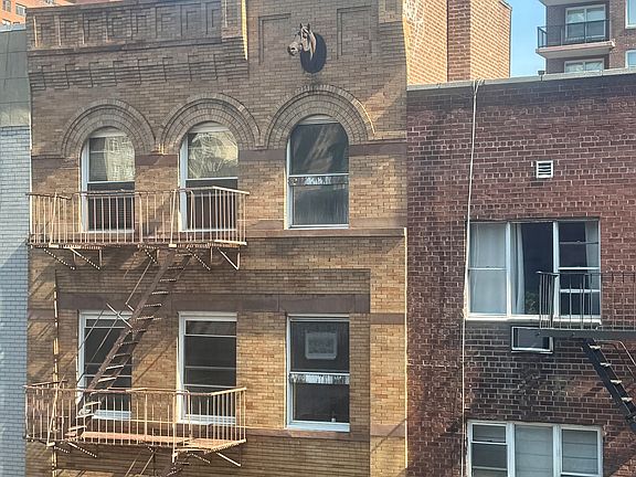 2nd image of 430 E 83rd St APT 4A