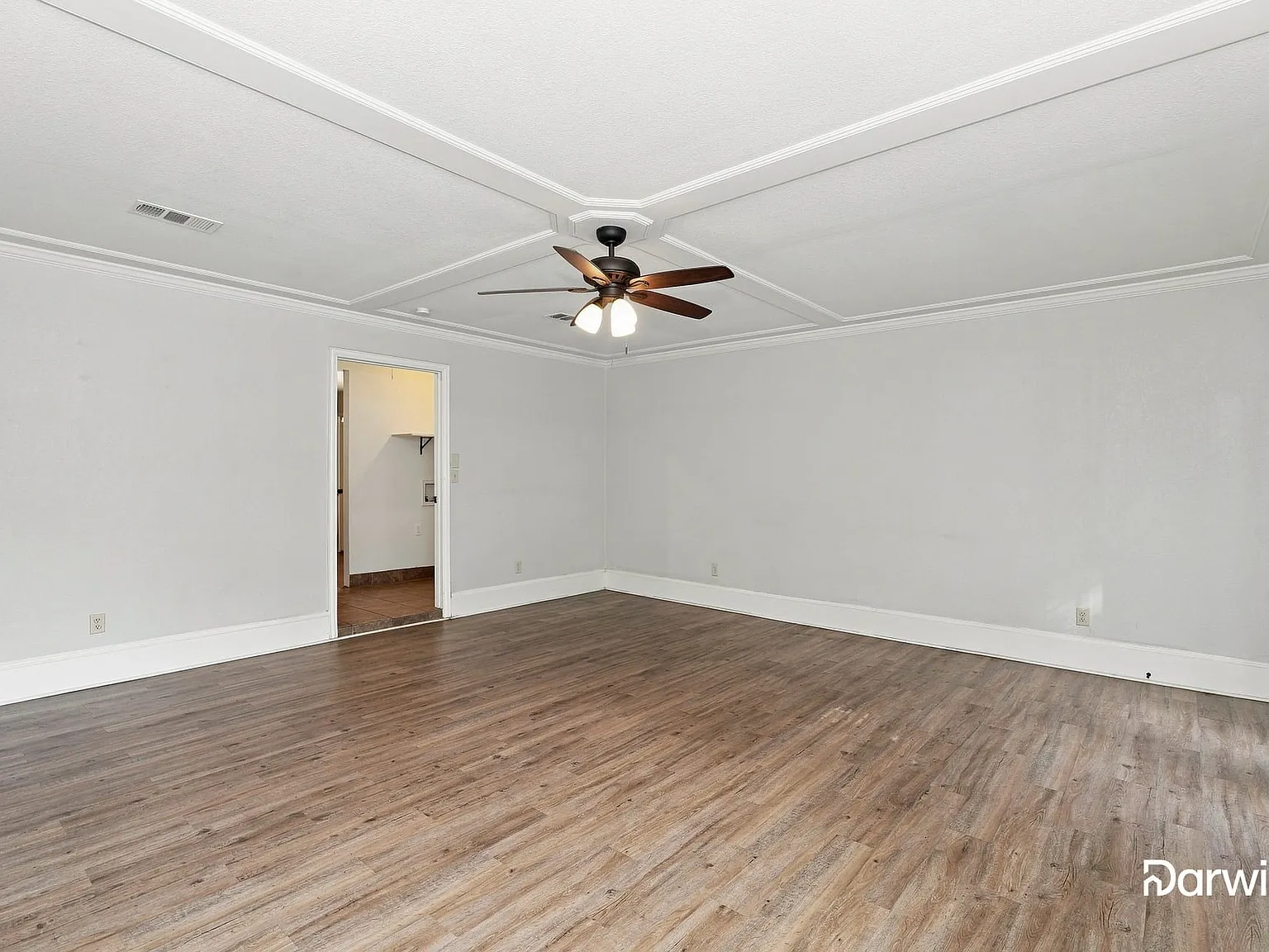 3 bed, 2.0 bath, 1300 sqft, $1,950 — Photo 4