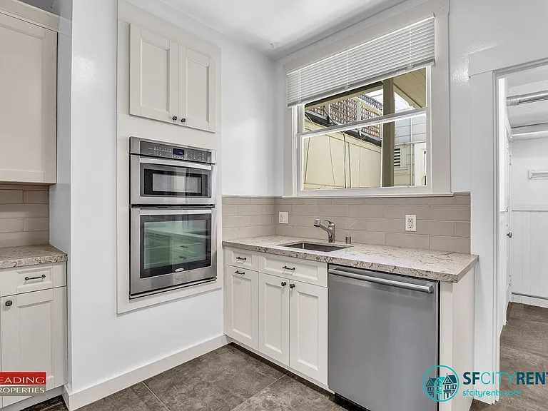 1185 Dolores St #2 — Photo 14