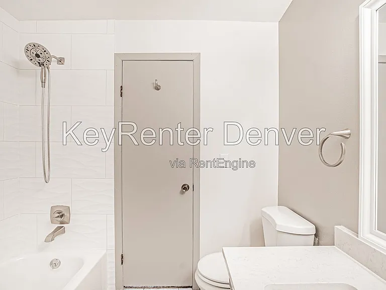865 S Quebec St #304A — Photo 21