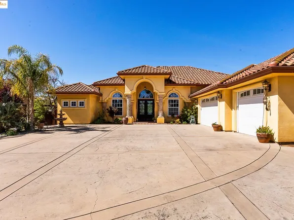 3035 Torre Ramel Ln, Oakley, CA 94561