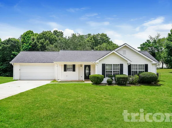 195 Falcon Ridge Dr, Covington, GA 30016