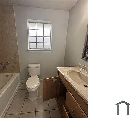 4845 Wells St — Photo 3