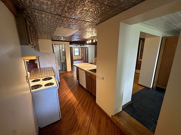 5th image of 602 Madison Ave Floor Basement