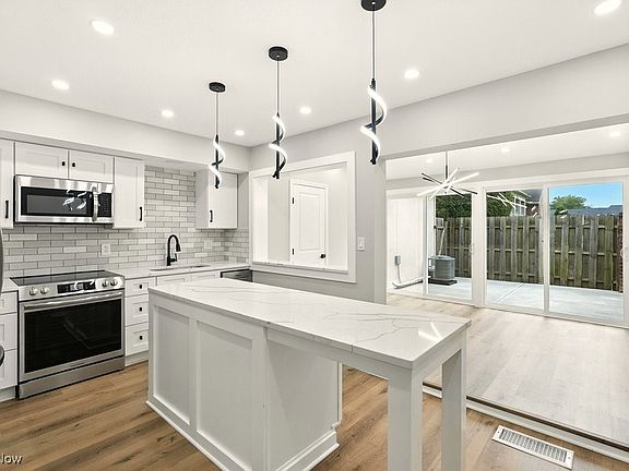 5th image of 5830 Spotswood Dr
