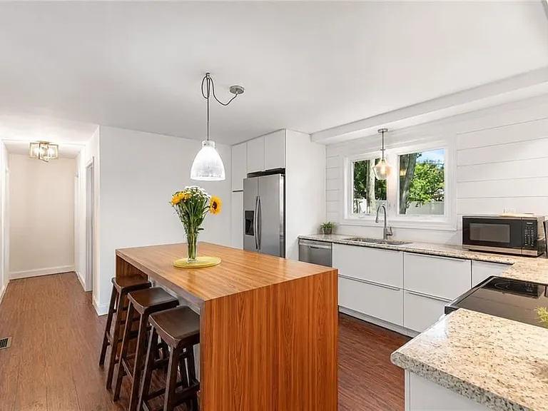 5 Interlocken Rd — Photo 12