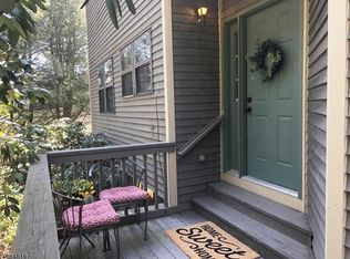 35A Salem Aly, West Milford, NJ 07480
