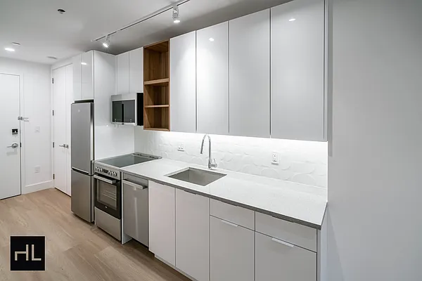 Rented by Highline Residential | media 147