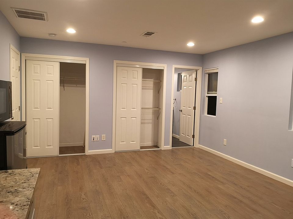 1st image of 685 Carolina Ave #100