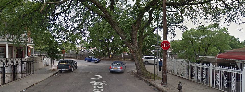 1st image of 1416 Beach Ave