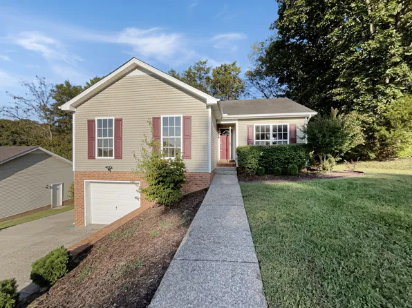 228 High Chaperal Dr, Goodlettsville, TN 37072