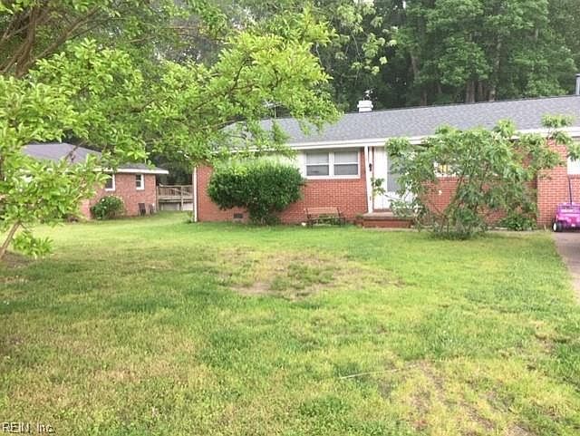 1st image of 28 Edgemoor Dr