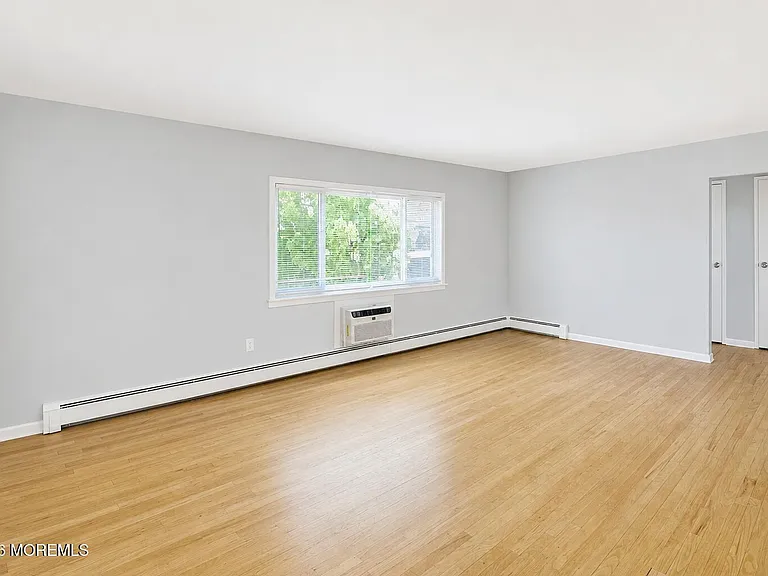 165 Wyckoff Rd #B — Photo 5