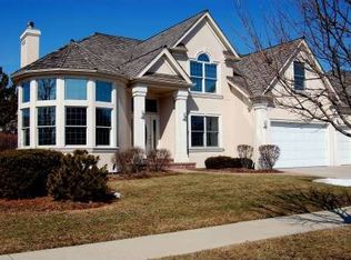 1072 Sandstone Ct, Aurora, IL 60502