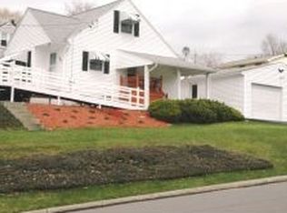 300 Boswell Hill Rd, Endicott, NY 13760