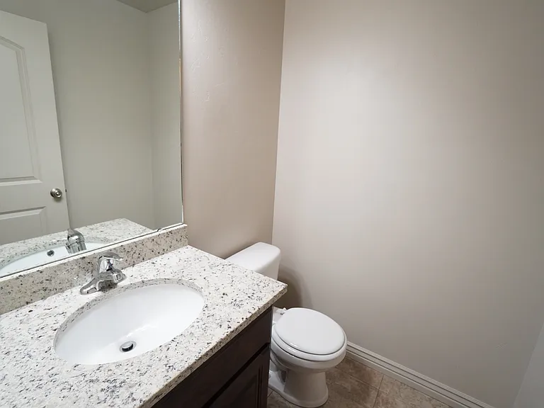 4328 W 5775 S #2D — Photo 4