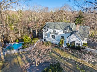66 Beekman Pl, Madison, CT 06443